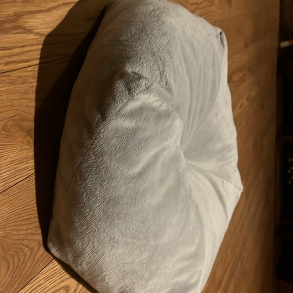 Cat cushion - Picture 2 of 2